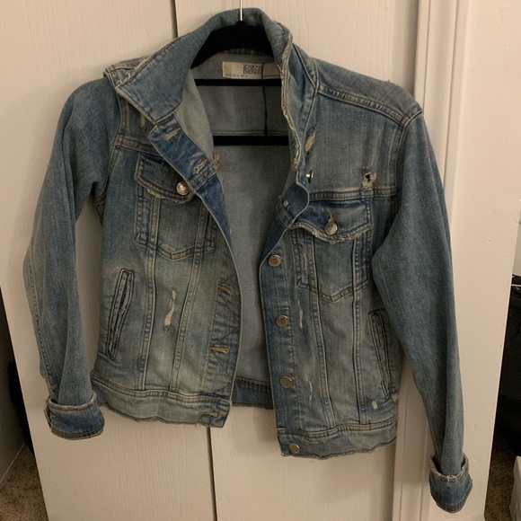Zara jean jacket - Picture 1 of 3